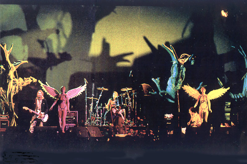 Nirvana stage design