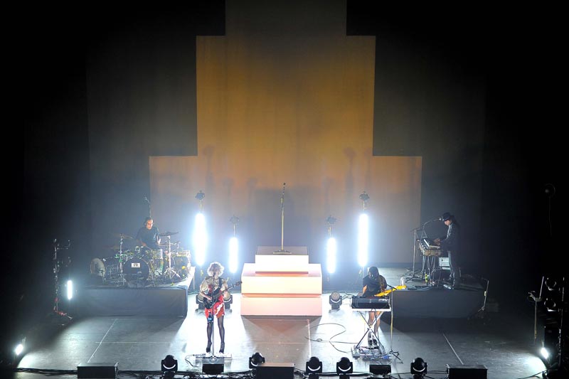 st. vincent stage design